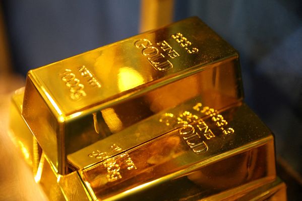 
							تب و تاب دلار جهانی کاهش یافت							خیز اونس طلا به سوی رکوردشکنی
						