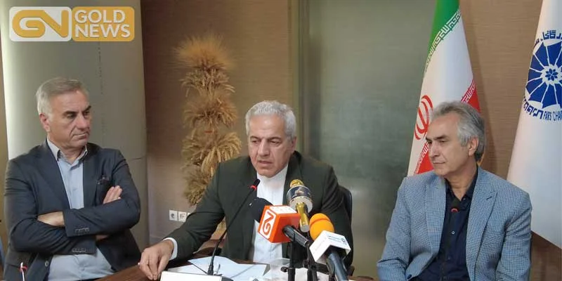 رئیس اتحادیه تولیدکنندگان طلا و جواهر ایران هشدار داد: اتاق اصناف ایران با برچسب «نوآوری»، به پلتفرم‌هایی میدان داده که بدون پشتوانه و نظارت، بازار سرمایه‌ای طلا را قبضه کرده‌اند؛ نتیجه این سیاست، تعطیلی واحدهای تولیدی و نابودی فرهنگ خرید مصنوعات ...