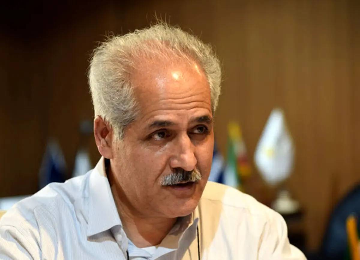 چراغ طلافروشی‌ها در حالی طی 3 روز گذشته خاموش بود که ابراهیم محمدولی، رئیس پیشین اتحادیه طلا و جواهر تهران می‌گوید: طی روز‌های شنبه، یکشنبه و دوشنبه هفته جاری، معاملات طلا و سکه به صفر رسید.